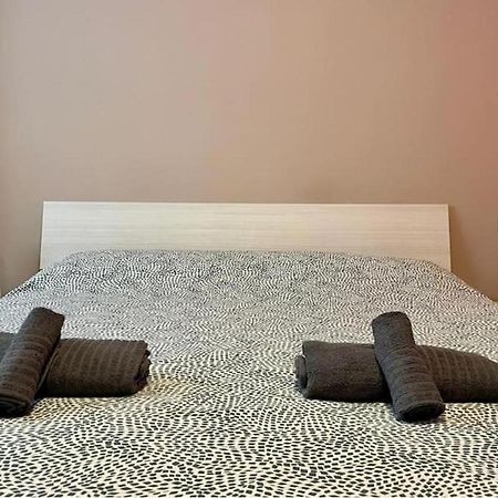 Appartamento In Centro A Milano Con A/C & Wi-Fi ภายนอก รูปภาพ