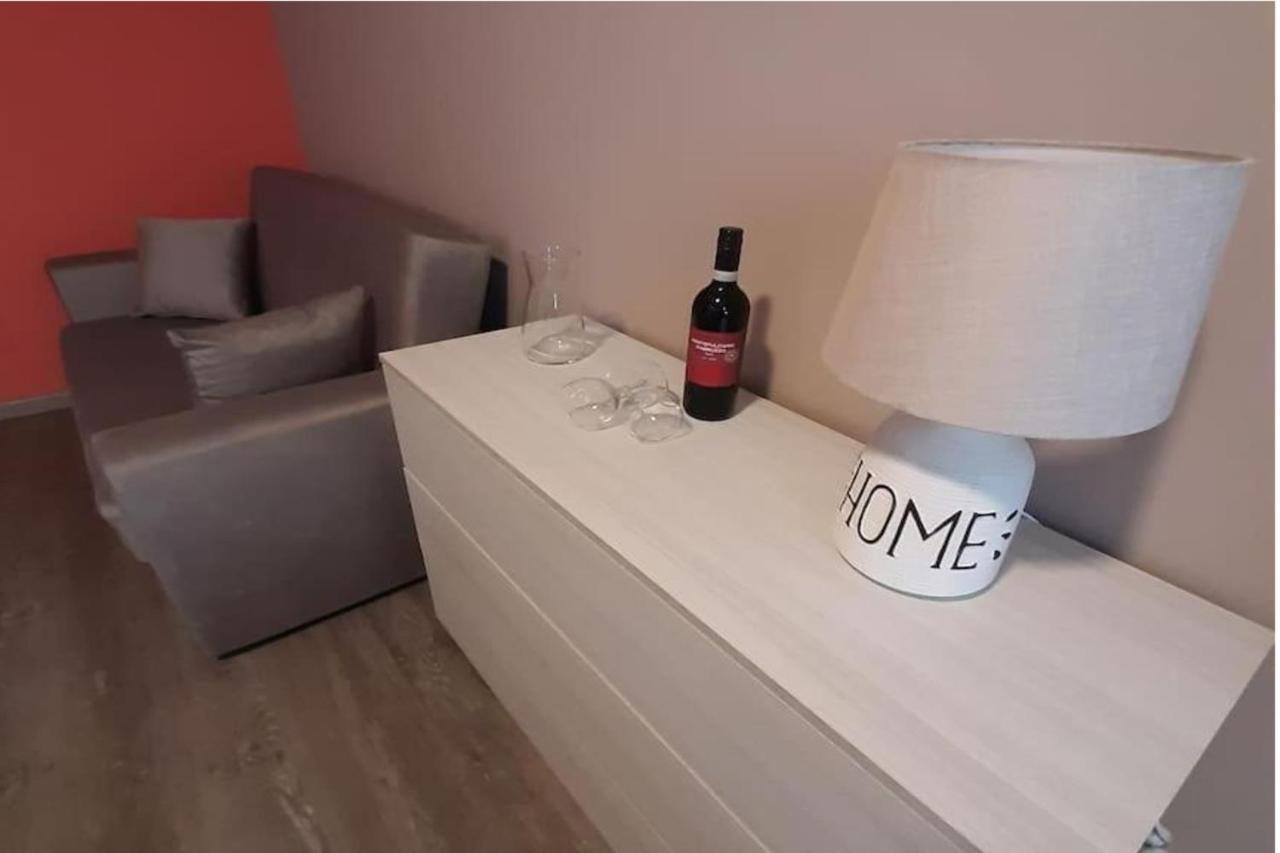 Appartamento In Centro A Milano Con A/C & Wi-Fi ภายนอก รูปภาพ