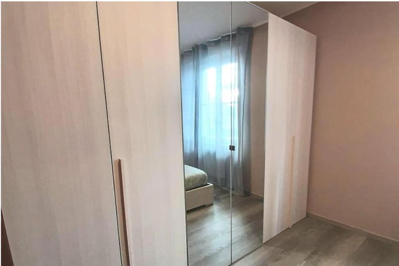 Appartamento In Centro A Milano Con A/C & Wi-Fi ภายนอก รูปภาพ