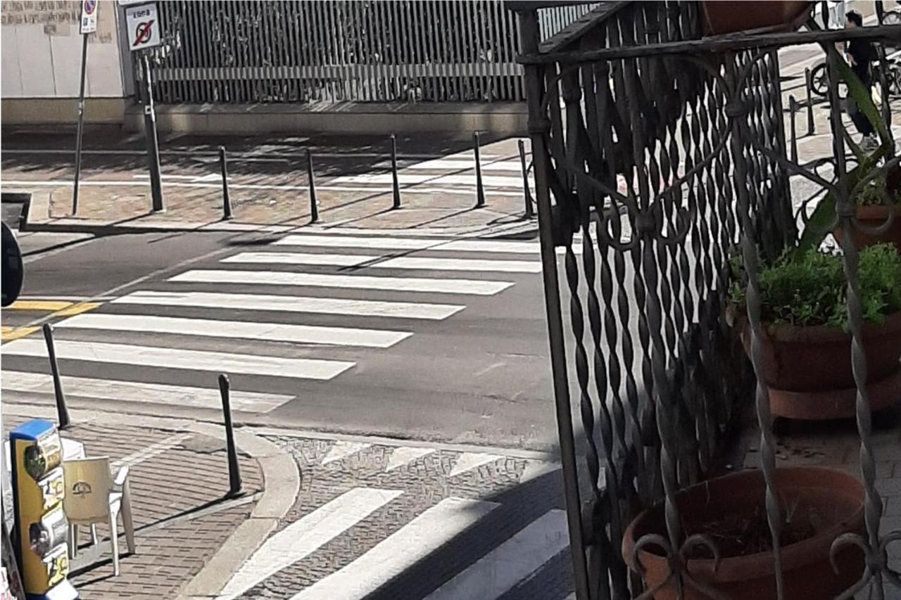 Appartamento In Centro A Milano Con A/C & Wi-Fi ภายนอก รูปภาพ